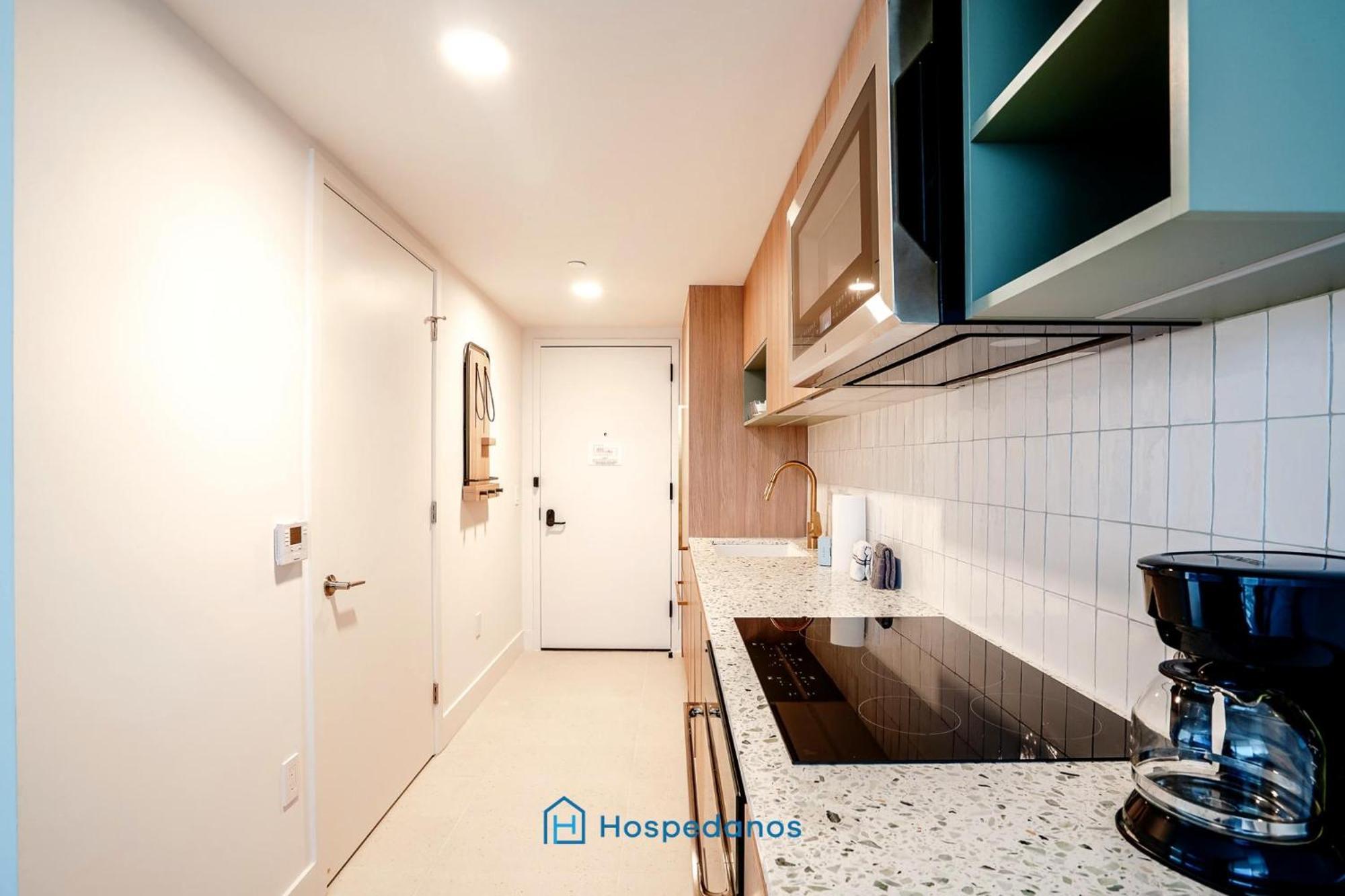 In New Luxury In Downtown *