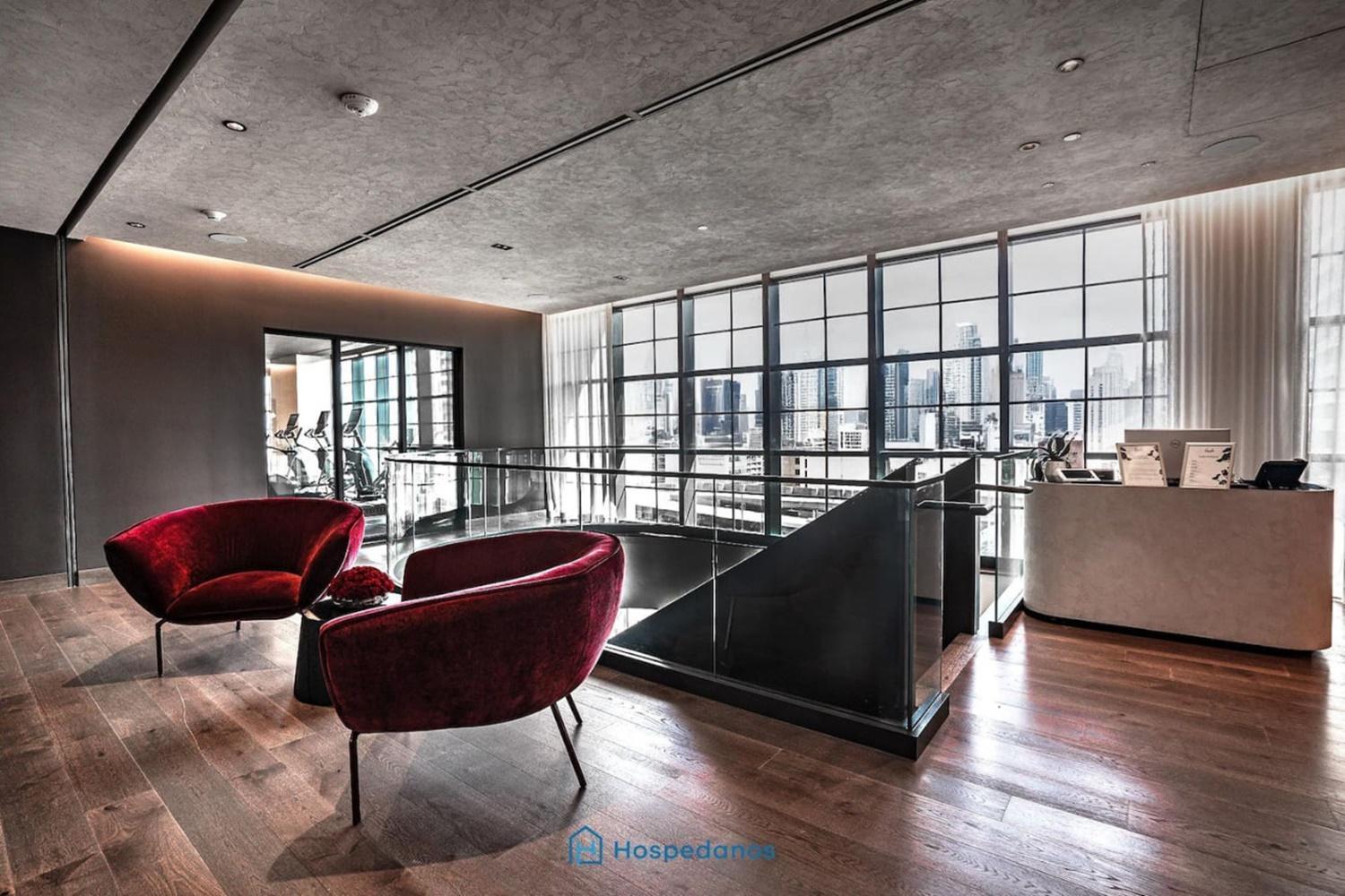 In New Luxury In Downtown Apartment Miami