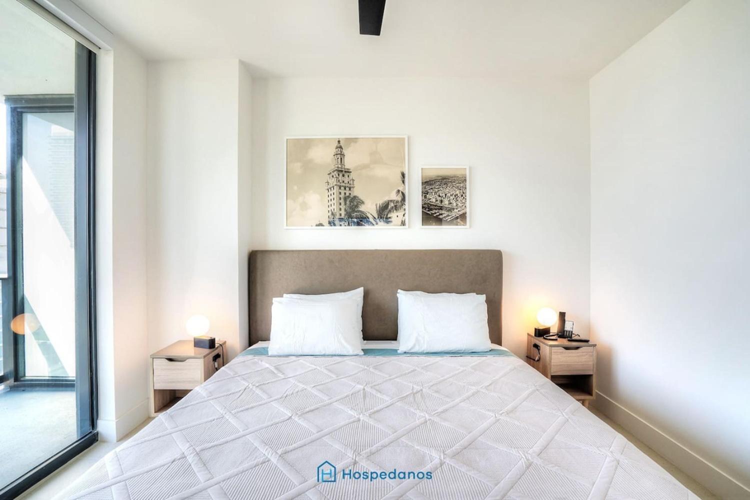 In New Luxury In Downtown
